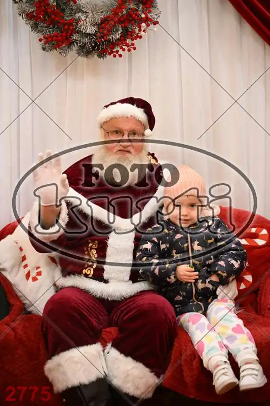 20.12. 15 00 DO 20 00 8 - FotoKurti