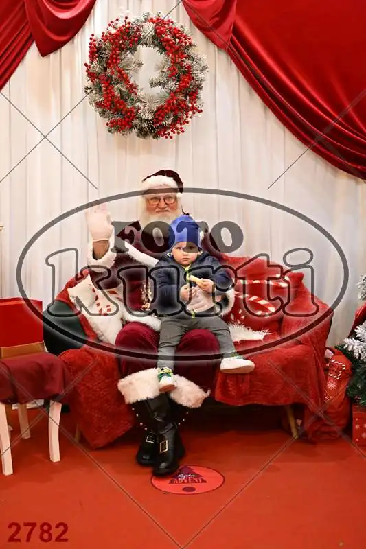 20.12. 15 00 DO 20 00 3 - FotoKurti