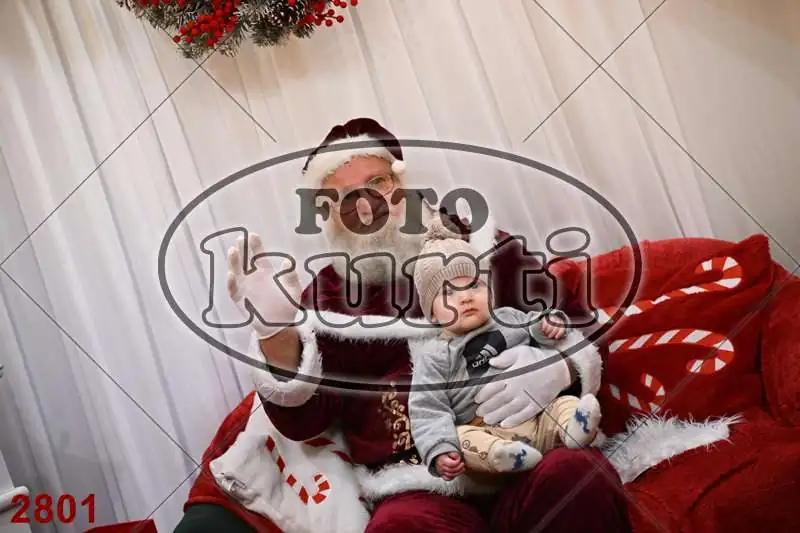 20.12. 15 00 DO 20 00 10 - FotoKurti