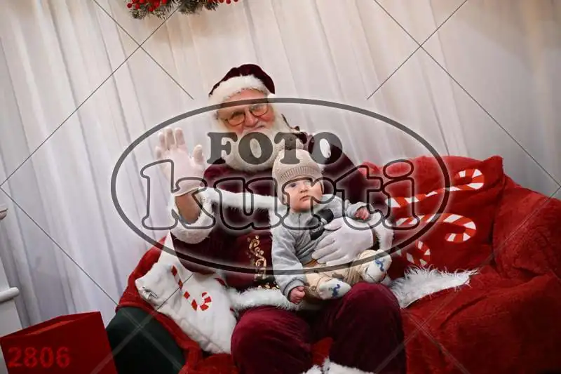20.12. 15 00 DO 20 00 3 - FotoKurti