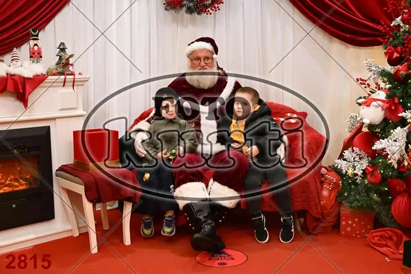 20.12. 15 00 DO 20 00 12 - FotoKurti