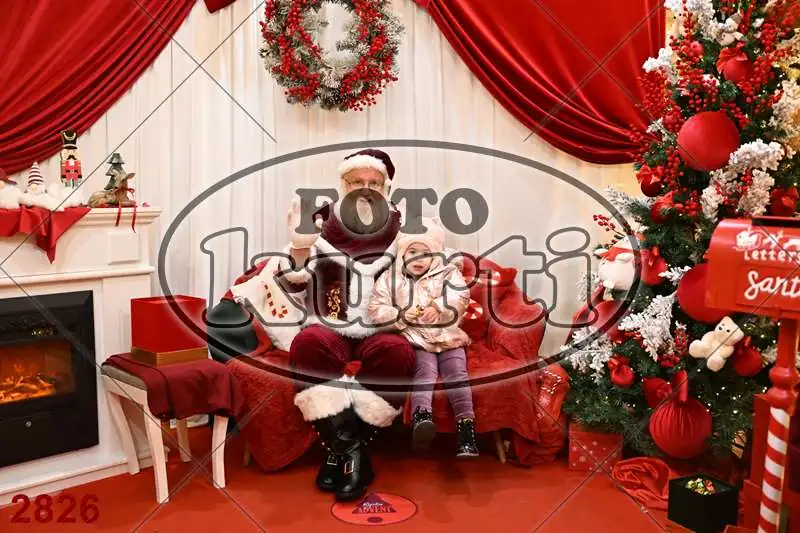 20.12. 15 00 DO 20 00 11 - FotoKurti