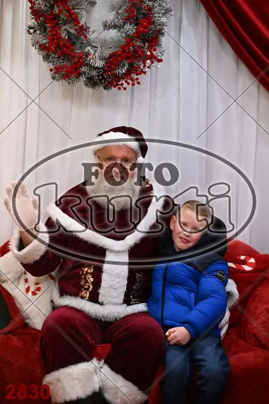 20.12. 15 00 DO 20 00 3 - FotoKurti