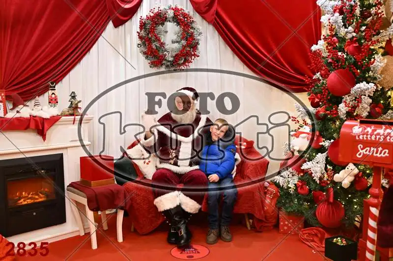 20.12. 15 00 DO 20 00 8 - FotoKurti