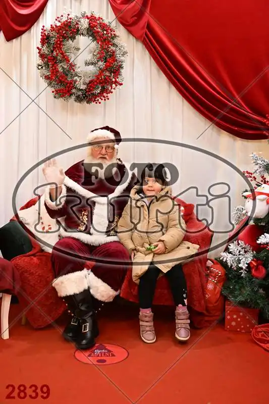 20.12. 15 00 DO 20 00 12 - FotoKurti