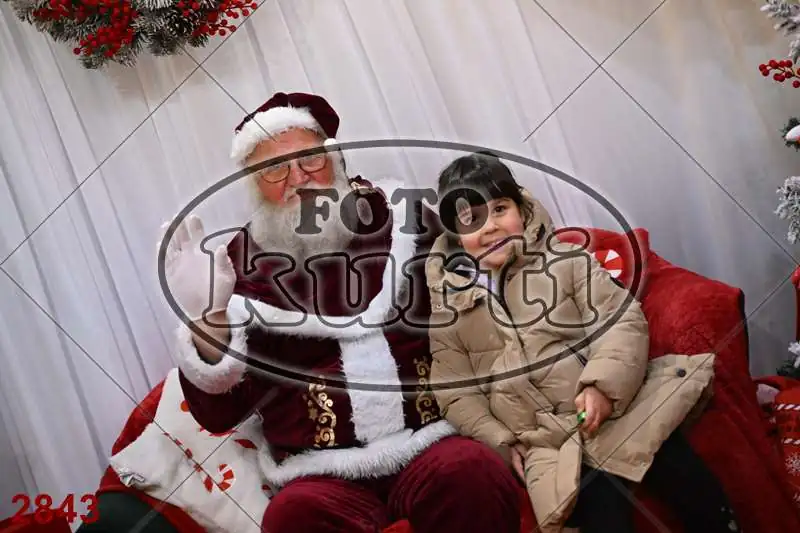 20.12. 15 00 DO 20 00 4 - FotoKurti