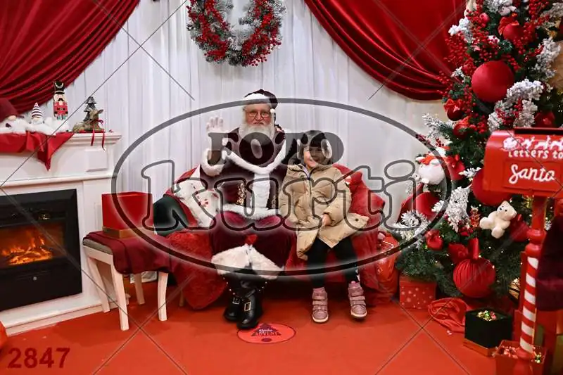 20.12. 15 00 DO 20 00 8 - FotoKurti