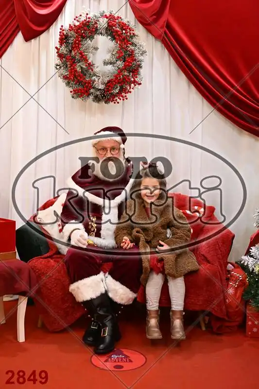 20.12. 15 00 DO 20 00 10 - FotoKurti
