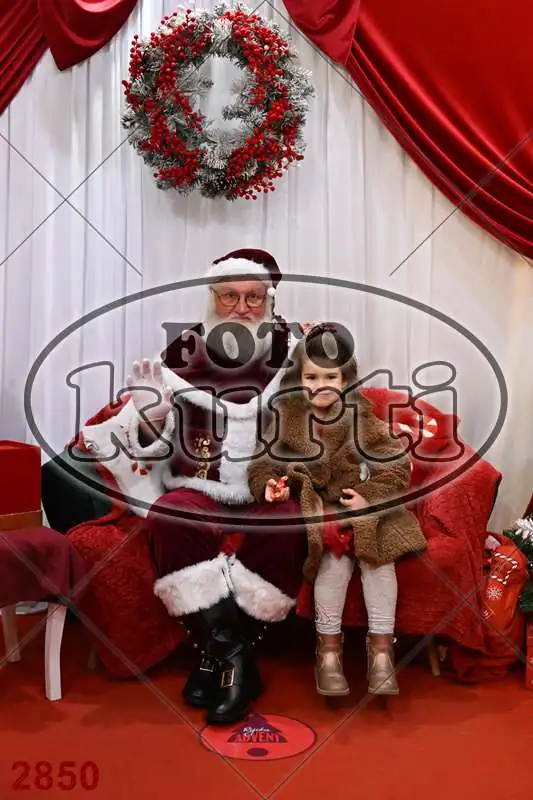 20.12. 15 00 DO 20 00 11 - FotoKurti