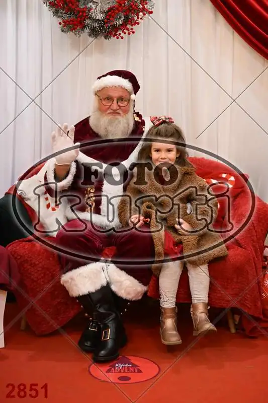 20.12. 15 00 DO 20 00 12 - FotoKurti