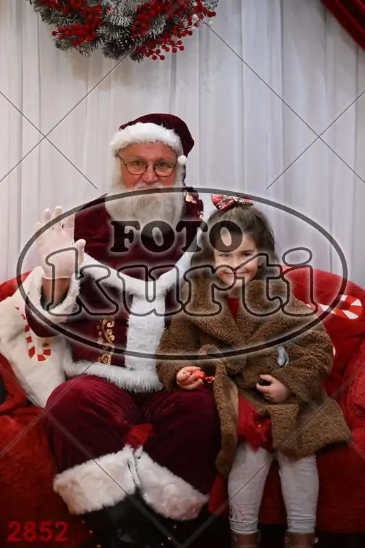20.12. 15 00 DO 20 00 1 - FotoKurti
