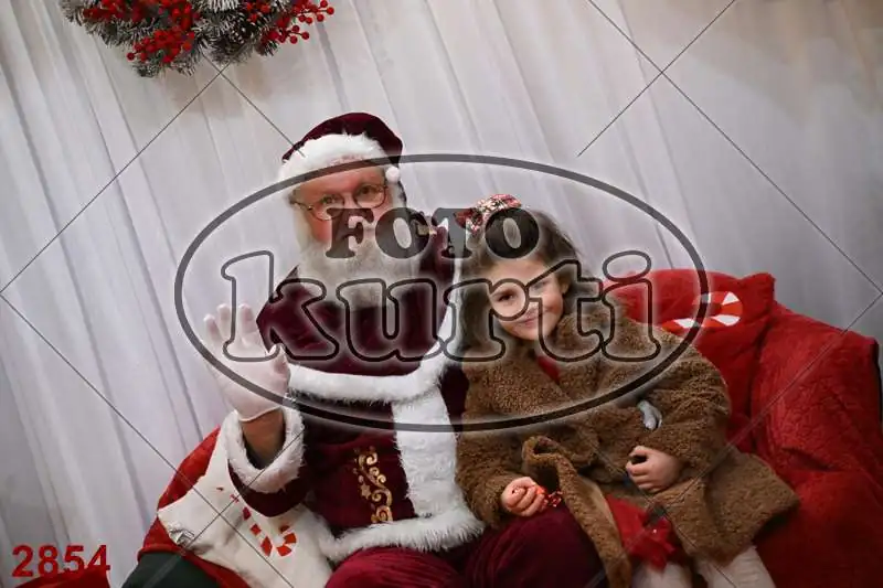 20.12. 15 00 DO 20 00 3 - FotoKurti