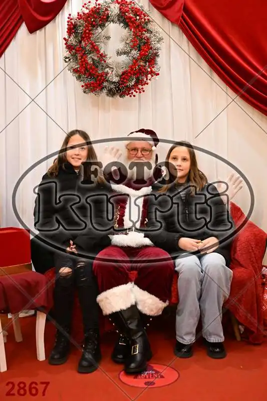 20.12. 15 00 DO 20 00 4 - FotoKurti