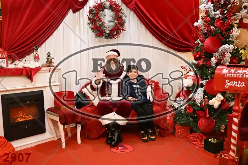 20.12. 15 00 DO 20 00 8 - FotoKurti