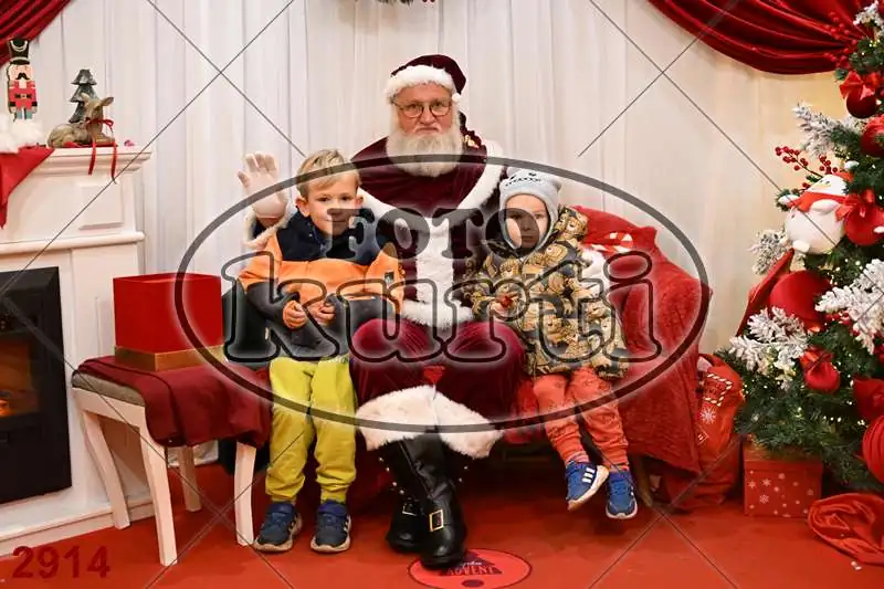 20.12. 15 00 DO 20 00 3 - FotoKurti