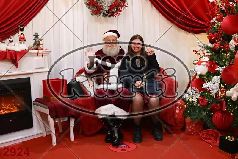 20.12. 15 00 DO 20 00 1 - FotoKurti
