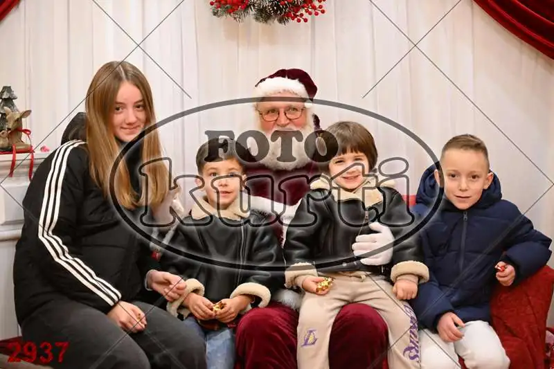 20.12. 15 00 DO 20 00 2 - FotoKurti