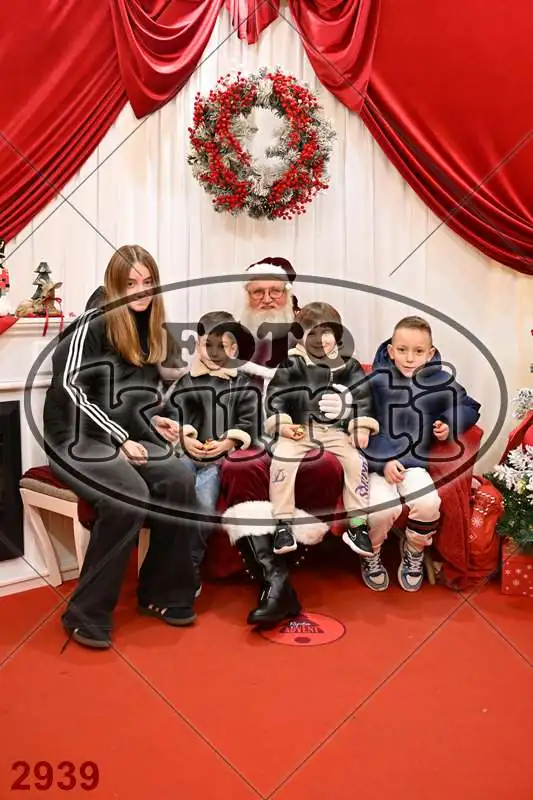20.12. 15 00 DO 20 00 4 - FotoKurti
