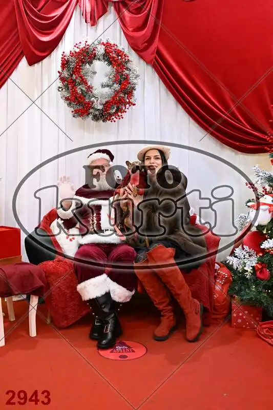 20.12. 15 00 DO 20 00 8 - FotoKurti