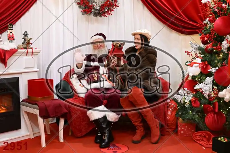 20.12. 15 00 DO 20 00 4 - FotoKurti