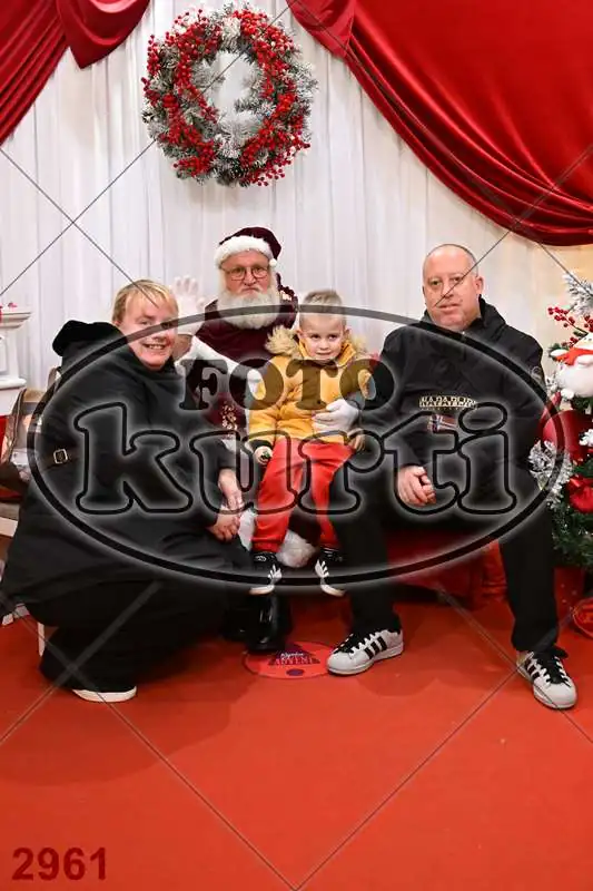20.12. 15 00 DO 20 00 2 - FotoKurti