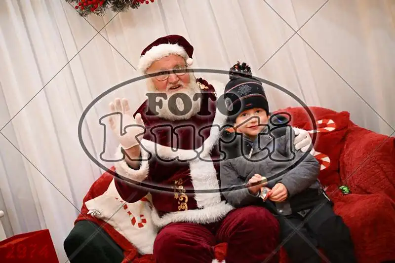 20.12. 15 00 DO 20 00 3 - FotoKurti