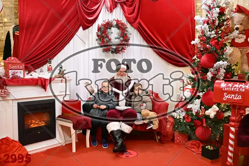20.12. 15 00 DO 20 00 12 - FotoKurti