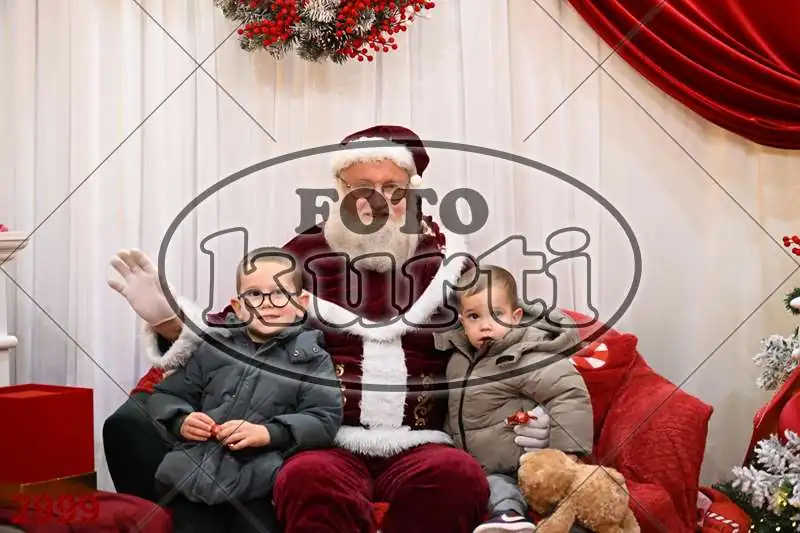 20.12. 15 00 DO 20 00 4 - FotoKurti