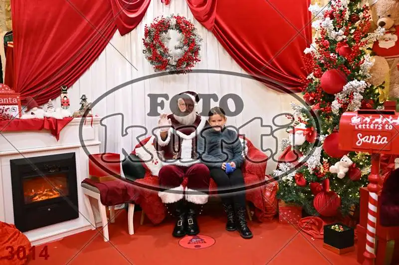 20.12. 15 00 DO 20 00 7 - FotoKurti