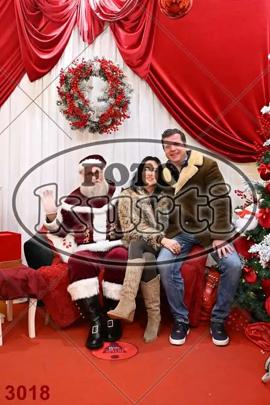 20.12. 15 00 DO 20 00 11 - FotoKurti