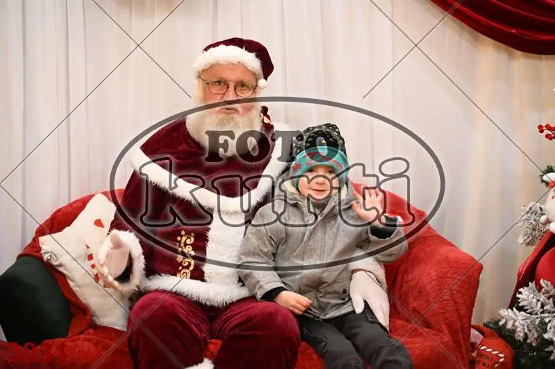 20.12. 15 00 DO 20 00 12 - FotoKurti
