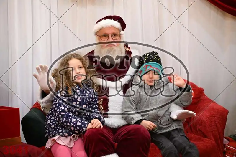 20.12. 15 00 DO 20 00 10 - FotoKurti