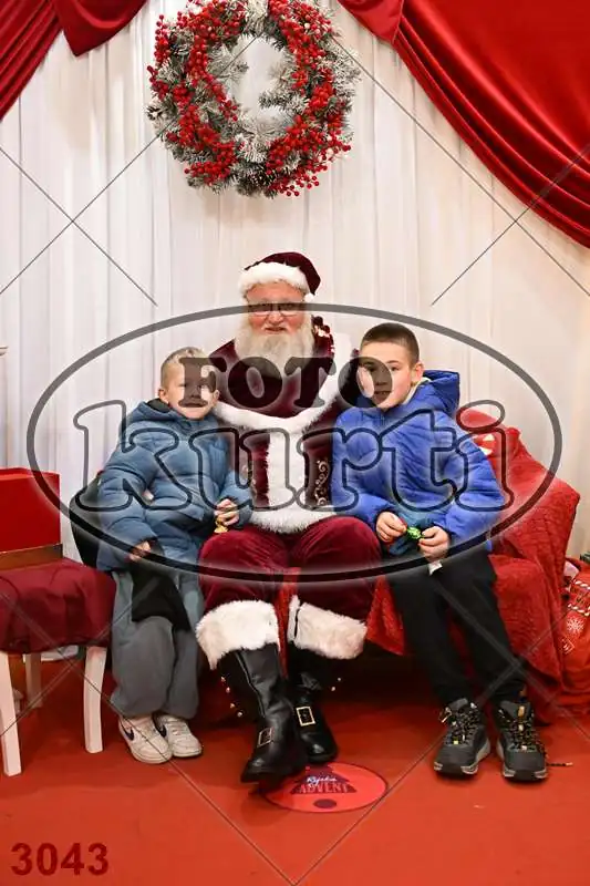 20.12. 15 00 DO 20 00 12 - FotoKurti