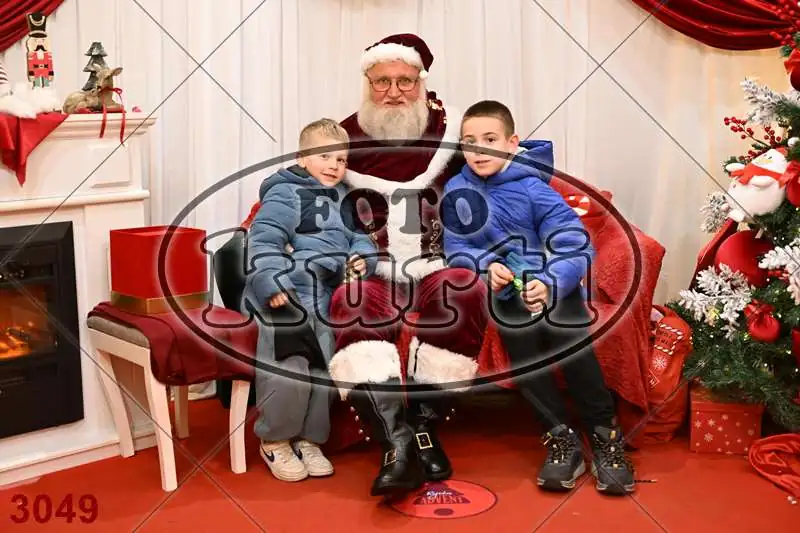 20.12. 15 00 DO 20 00 6 - FotoKurti
