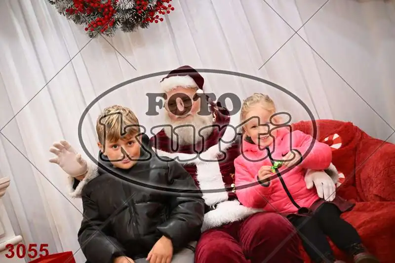 20.12. 15 00 DO 20 00 12 - FotoKurti