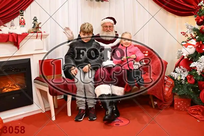20.12. 15 00 DO 20 00 3 - FotoKurti