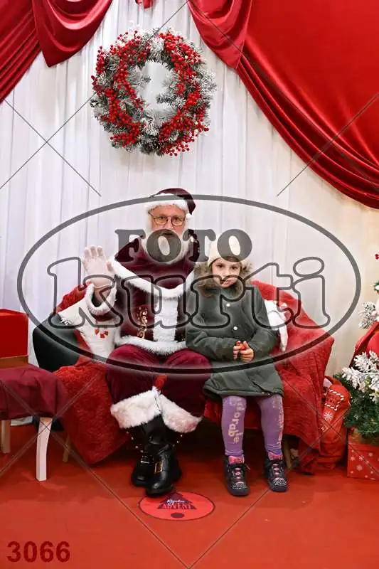 20.12. 15 00 DO 20 00 11 - FotoKurti