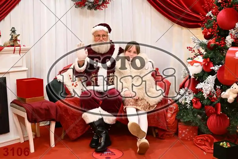 20.12. 15 00 DO 20 00 3 - FotoKurti