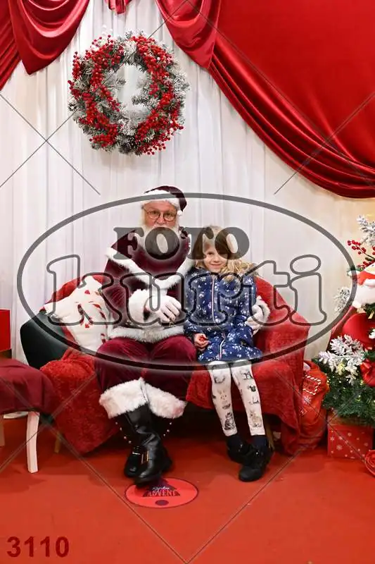 20.12. 15 00 DO 20 00 7 - FotoKurti