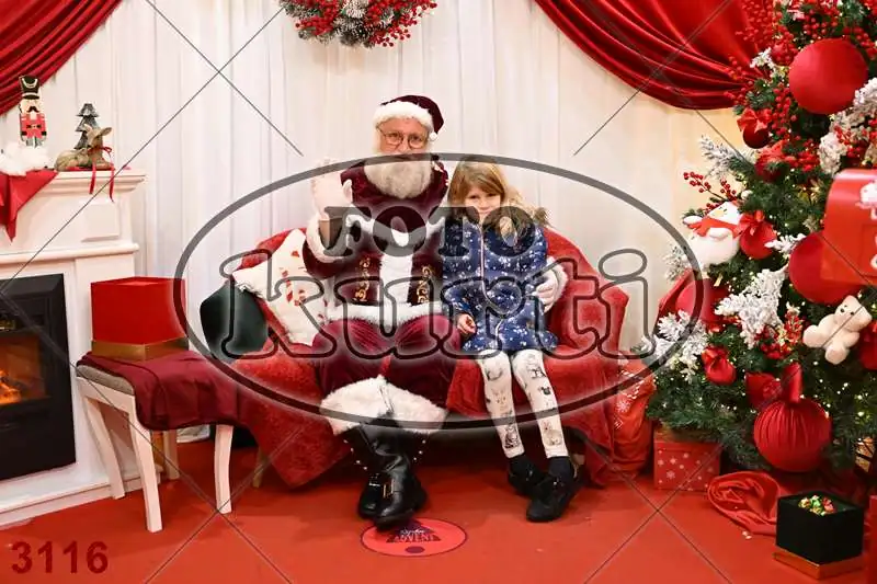 20.12. 15 00 DO 20 00 1 - FotoKurti