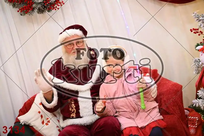 20.12. 15 00 DO 20 00 7 - FotoKurti