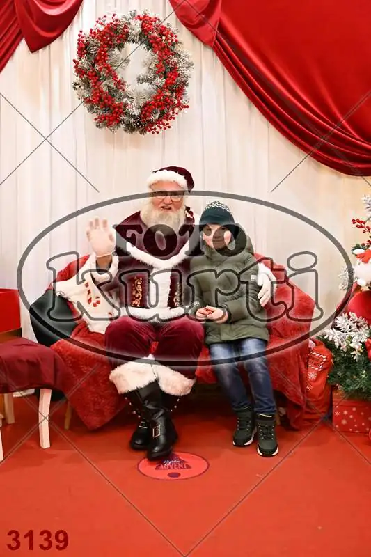 20.12. 15 00 DO 20 00 12 - FotoKurti