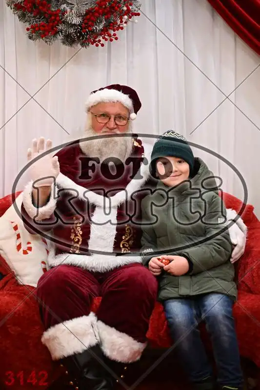 20.12. 15 00 DO 20 00 3 - FotoKurti
