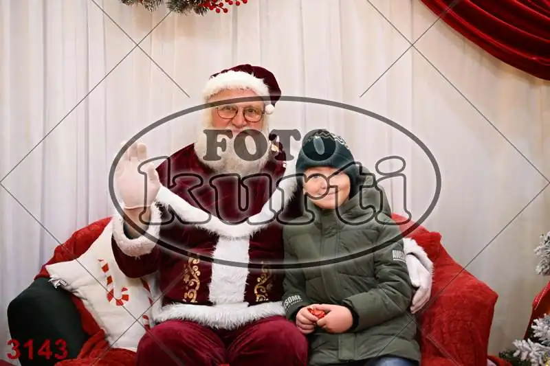 20.12. 15 00 DO 20 00 4 - FotoKurti