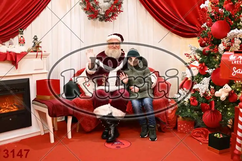 20.12. 15 00 DO 20 00 8 - FotoKurti