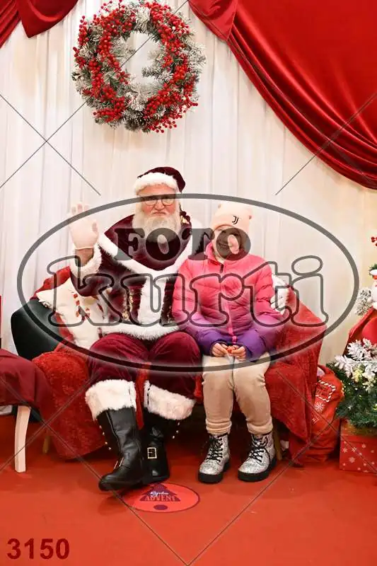 20.12. 15 00 DO 20 00 11 - FotoKurti
