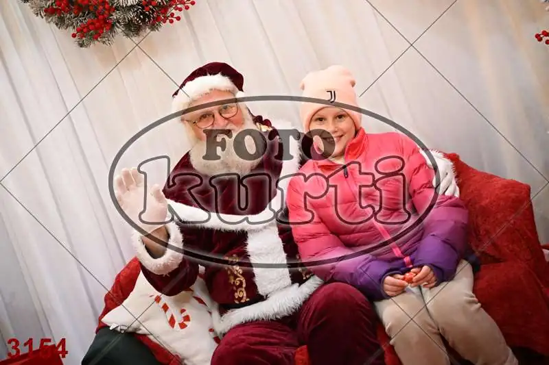20.12. 15 00 DO 20 00 3 - FotoKurti