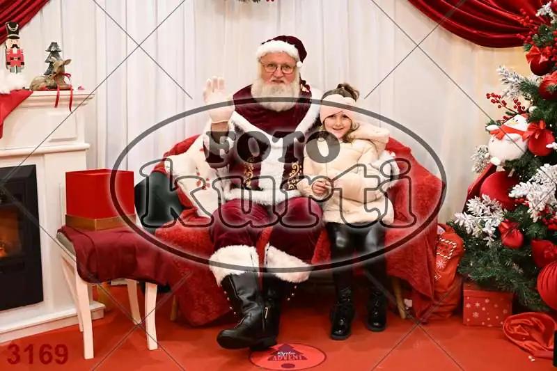 20.12. 15 00 DO 20 00 6 - FotoKurti