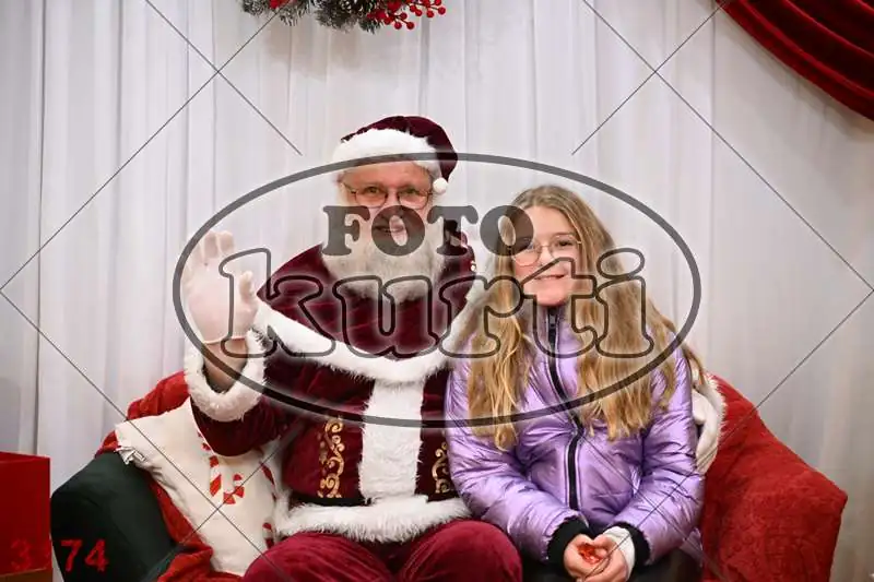20.12. 15 00 DO 20 00 11 - FotoKurti