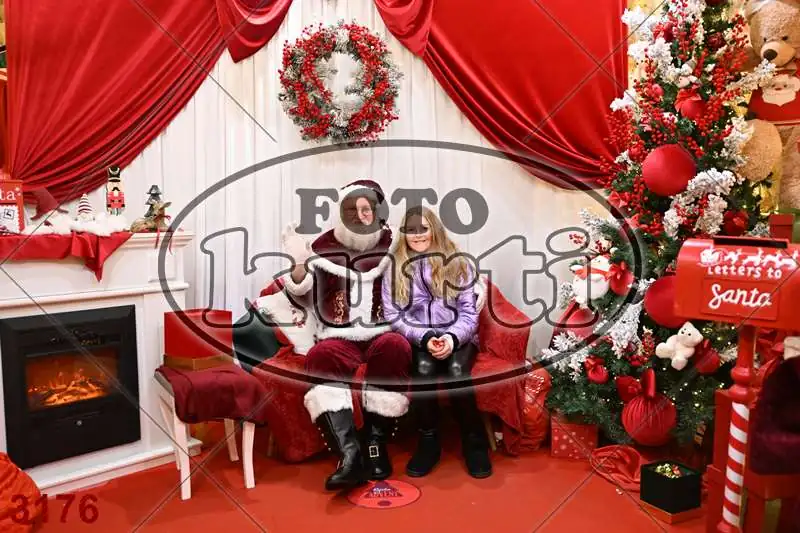 20.12. 15 00 DO 20 00 1 - FotoKurti